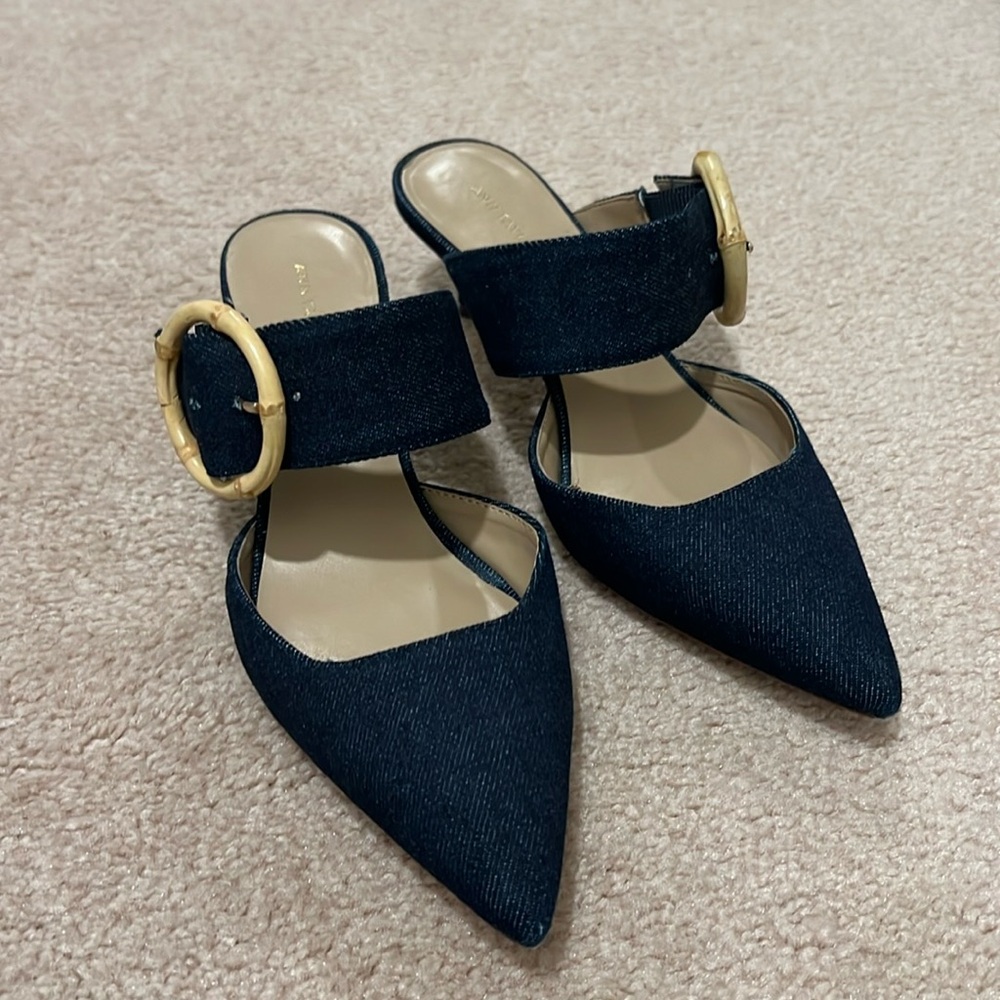 Ann Taylor 6.5 denim kitten heel mules with rattan detail